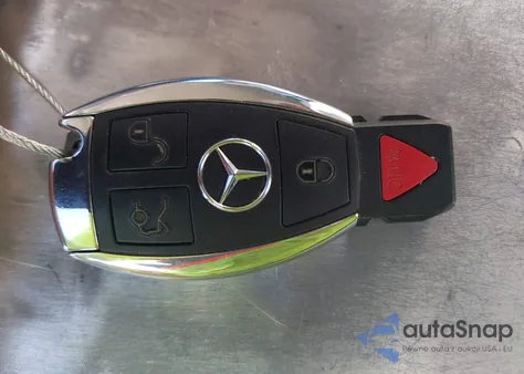 2019 Mercedes-Benz Glc 300 from USA, damaged, VIN WDC0G4JB8KF575704